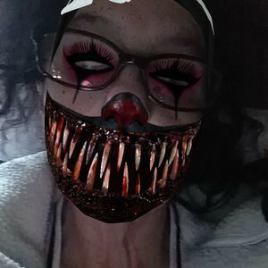 Meet your Posher, Mica